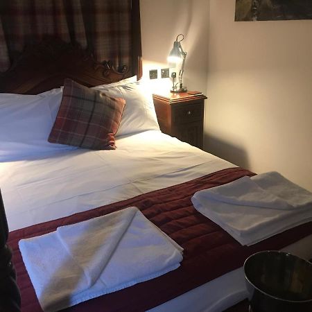 Hot Tub Hide Away Near Alton Towers Staffordshire Hotell Cheddleton Eksteriør bilde