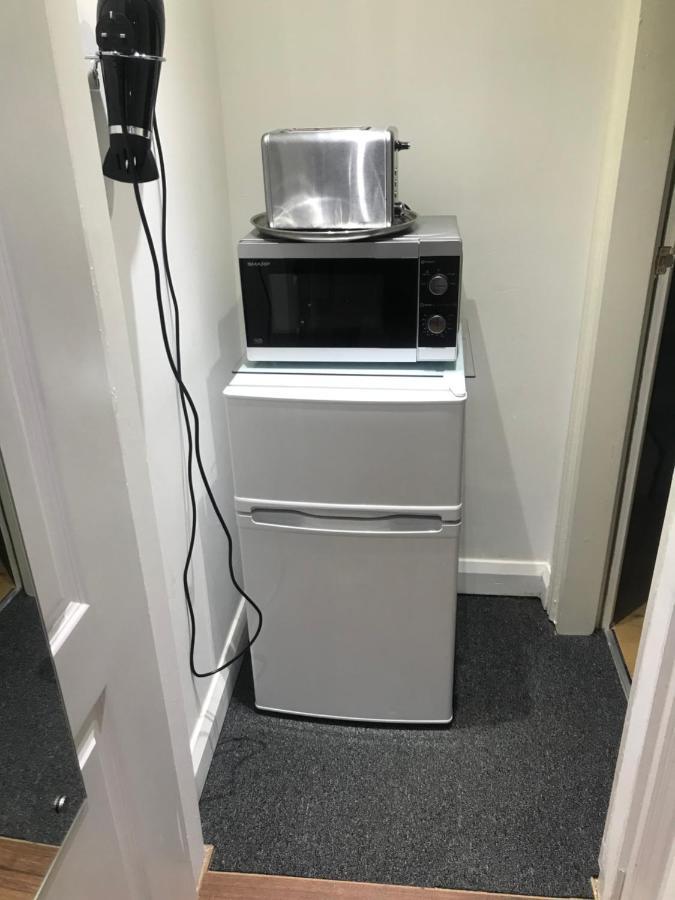 Hot Tub Hide Away Near Alton Towers Staffordshire Hotell Cheddleton Eksteriør bilde